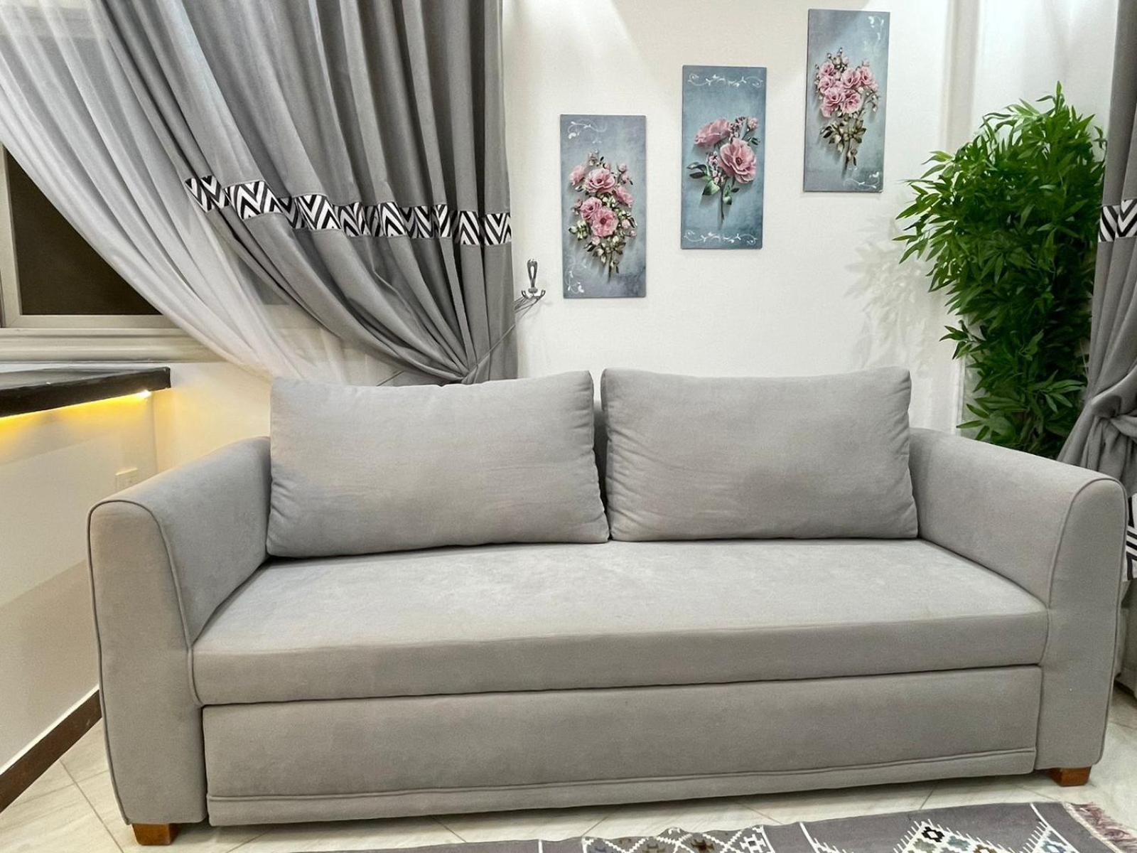 شقة في قلب القاهرة الجديدة تطل على شارع التسعين الشمالي Exterior photo