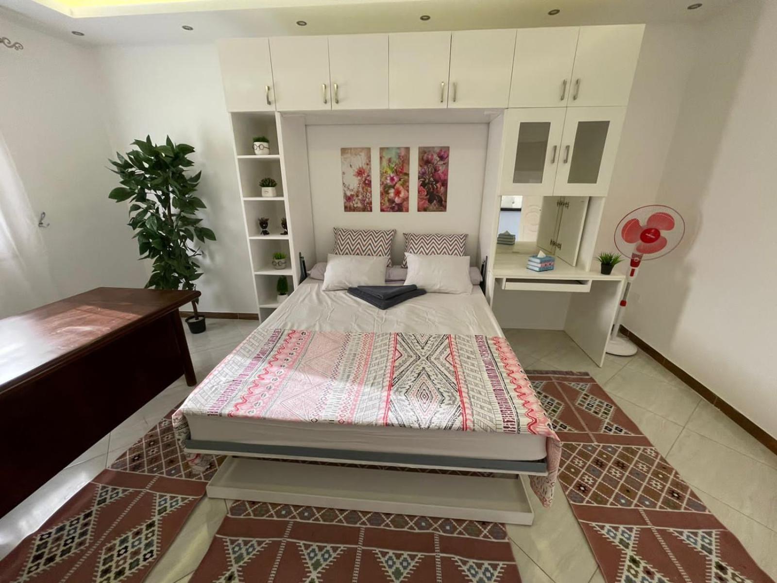 شقة في قلب القاهرة الجديدة تطل على شارع التسعين الشمالي Exterior photo